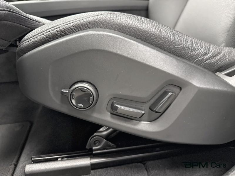 Image VOLVO XC60 T6 Hybride Rechargeable 253 + 145ch Plus Style Dark Geartronic 8 AWD