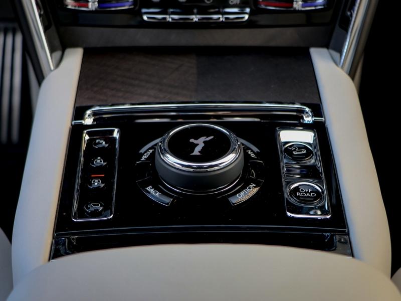 Image ROLLS-ROYCE Cullinan V12 6.75 Bi-Turbo 571ch