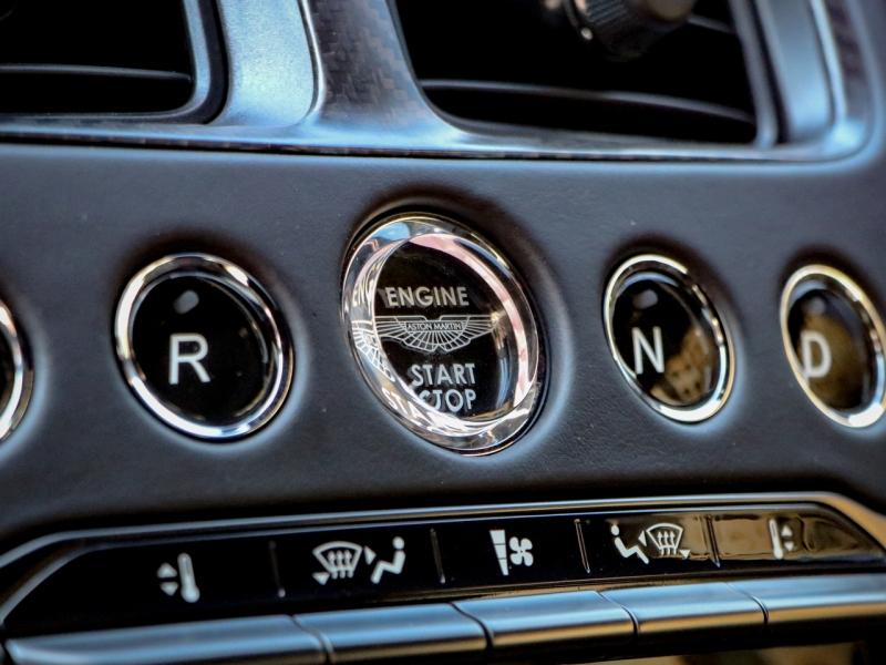 Image ASTON MARTIN DBS COUPÉ Superleggera Ultimate 1 of 199