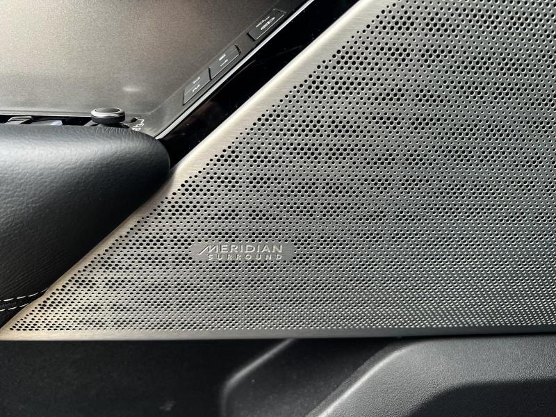 Image LAND-ROVER Range Rover Velar 3.0D V6 300ch R-Dynamic SE AWD BVA