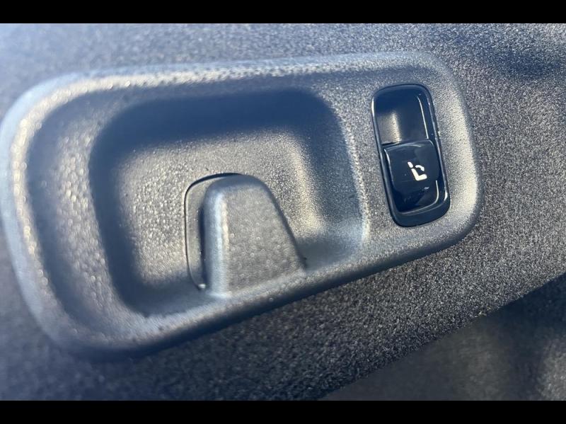 Image MERCEDES-BENZ Classe C 220 d 197ch AMG Line