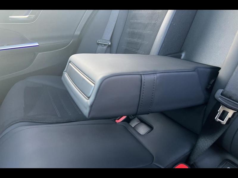 Image MERCEDES-BENZ Classe C 220 d 197ch AMG Line