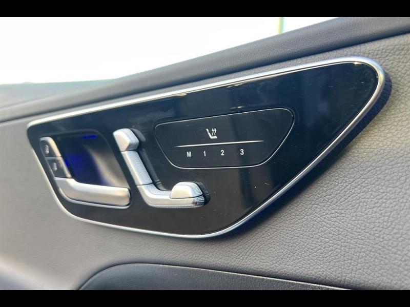 Image MERCEDES-BENZ Classe C 220 d 197ch AMG Line