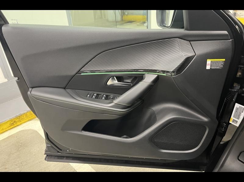 Image PEUGEOT 2008 1.2 PureTech 130ch S&S GT EAT8