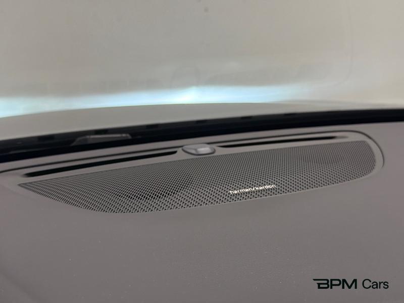 Image VOLVO V60 V60 Plus  T6 AWD Hybride rechargeable  Hybride Rechargeable (Essence)  Dark