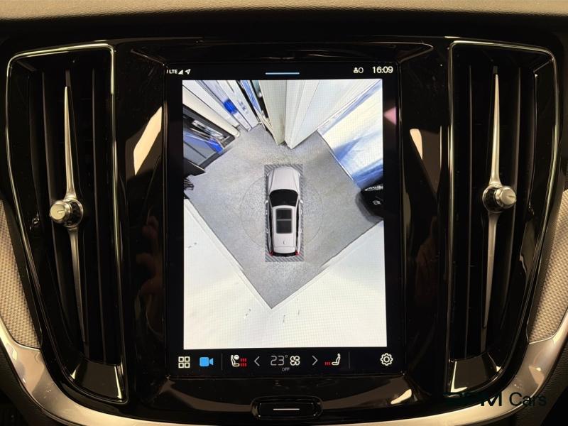 Image VOLVO V60 V60 Plus  T6 AWD Hybride rechargeable  Hybride Rechargeable (Essence)  Dark