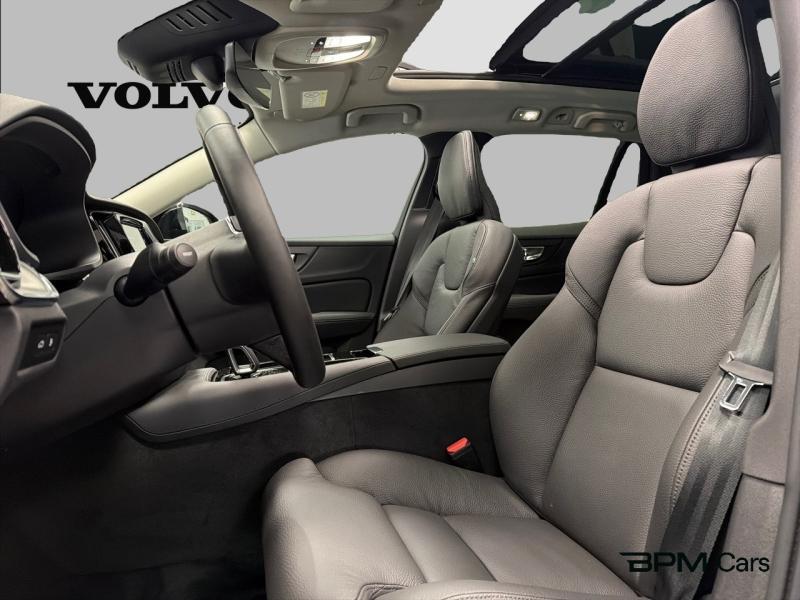 Image VOLVO V60 V60 Plus  T6 AWD Hybride rechargeable  Hybride Rechargeable (Essence)  Dark