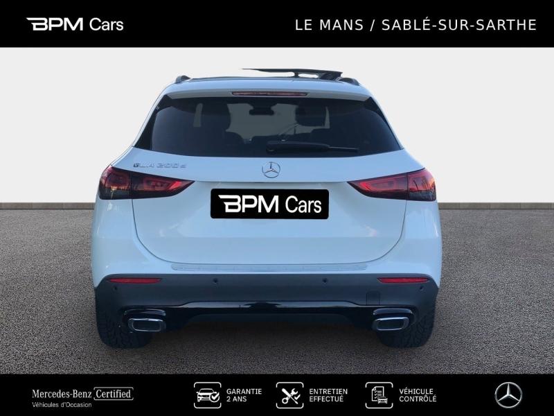 Image MERCEDES-BENZ GLA 200 d 150ch Progressive Line 8G-DCT