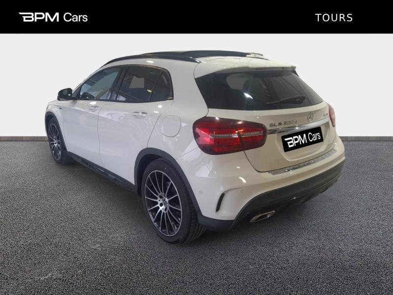 Image MERCEDES-BENZ GLA 220 d Fascination 4Matic 7G-DCT