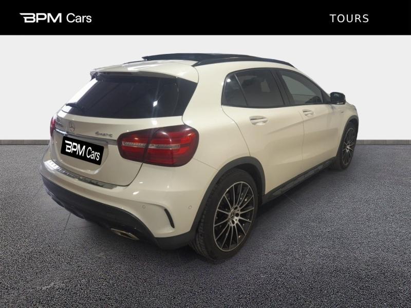 Image MERCEDES-BENZ GLA 220 d Fascination 4Matic 7G-DCT