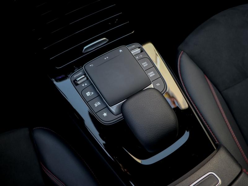 Image MERCEDES-BENZ Classe A 200 163ch AMG Line 7G-DCT 9cv