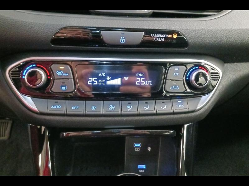 Image HYUNDAI i30 SW 1.0 T-GDi 120ch Hybrid 48V Creative DCT-7