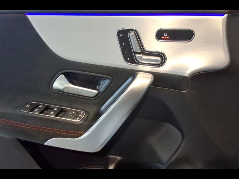 Image MERCEDES-BENZ CLA Shooting Brake 180 d 116ch AMG Line 8G-DCT