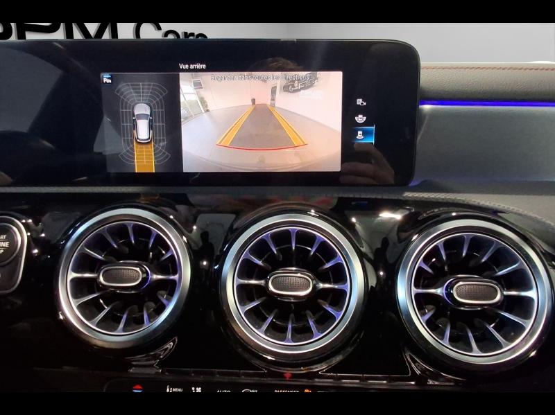 Image MERCEDES-BENZ CLA Shooting Brake 180 d 116ch AMG Line 8G-DCT