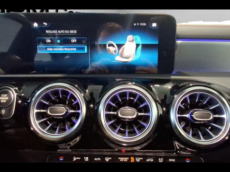 Image MERCEDES-BENZ CLA Shooting Brake 180 d 116ch AMG Line 8G-DCT