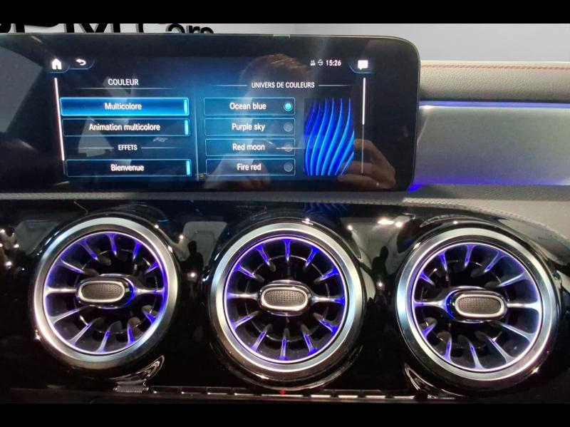 Image MERCEDES-BENZ CLA Shooting Brake 180 d 116ch AMG Line 8G-DCT