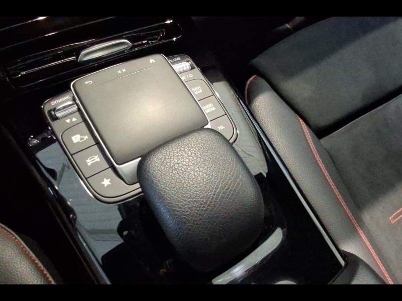 Image MERCEDES-BENZ CLA Shooting Brake 180 d 116ch AMG Line 8G-DCT