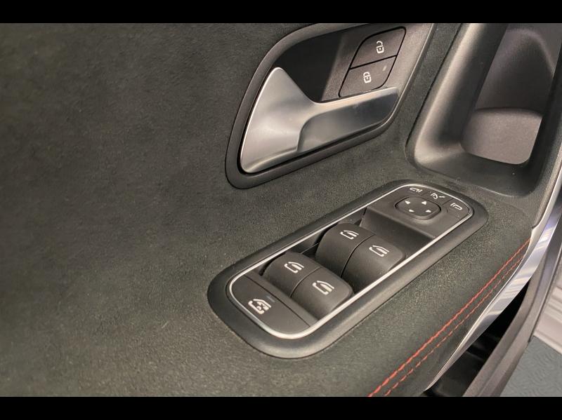 Image MERCEDES-BENZ Classe A 200 163ch AMG Line 7G-DCT 9cv