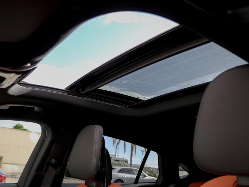 Image MERCEDES-BENZ GLC Coupé 300 d e Hybrid 197+136ch AMG Line + 4Matic 9G-Tronic