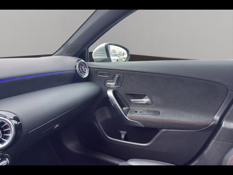 Image MERCEDES-BENZ Classe A 180d 116ch AMG Line 8G-DCT