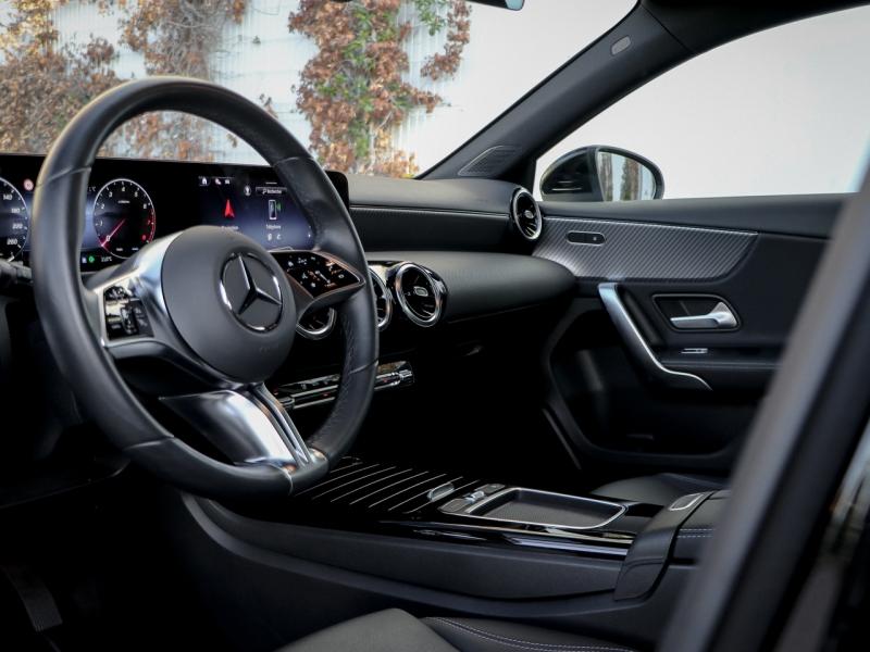 Image MERCEDES-BENZ Classe A 180 136ch Progressive Line 7G-DCT