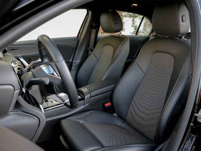 Image MERCEDES-BENZ Classe A 180 136ch Progressive Line 7G-DCT