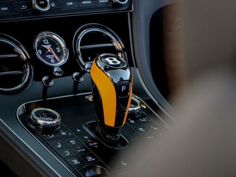 Image BENTLEY CONTINENTAL GTC Azure V8 Hybrid 4.0 680ch