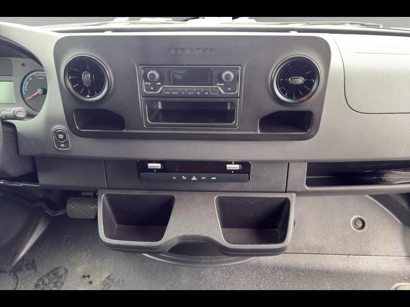 Image MERCEDES-BENZ Sprinter Fg 312 eSprinter 39 3T5 3 batteries