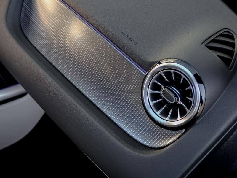 Image MERCEDES-BENZ GLA 250 e 160+102ch Progressive Line 8G-DCT