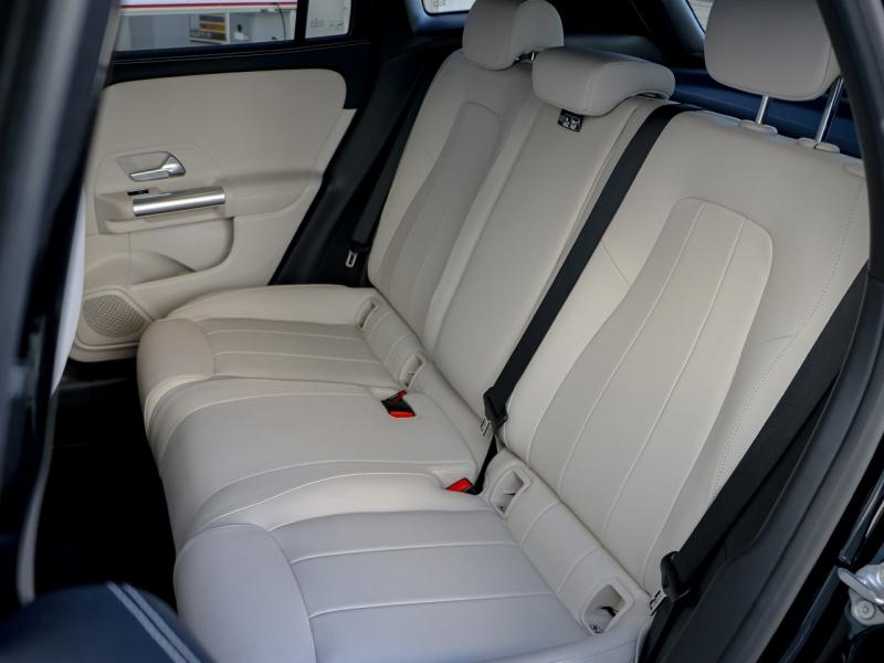 Image MERCEDES-BENZ GLA 250 e 160+102ch Progressive Line 8G-DCT