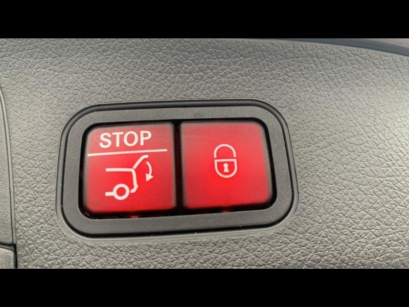 Image MERCEDES-BENZ GLA 200 d 150ch Progressive Line 8G-DCT