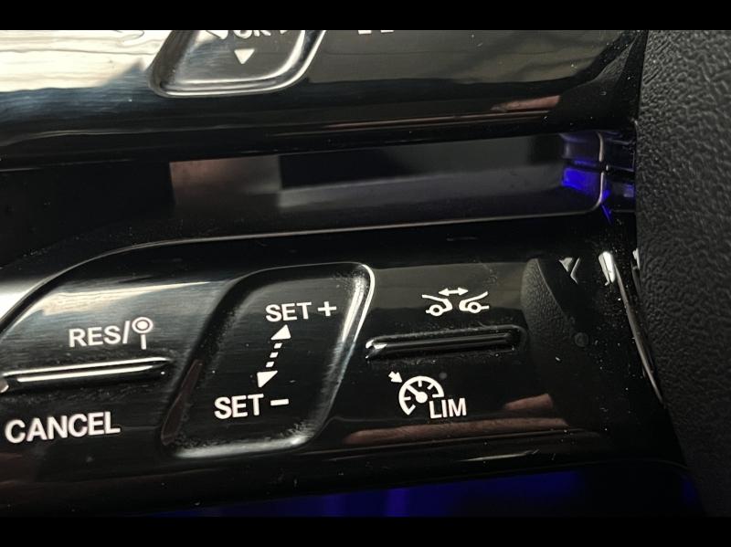 Image MERCEDES-BENZ Classe C 220 d 197ch AMG Line