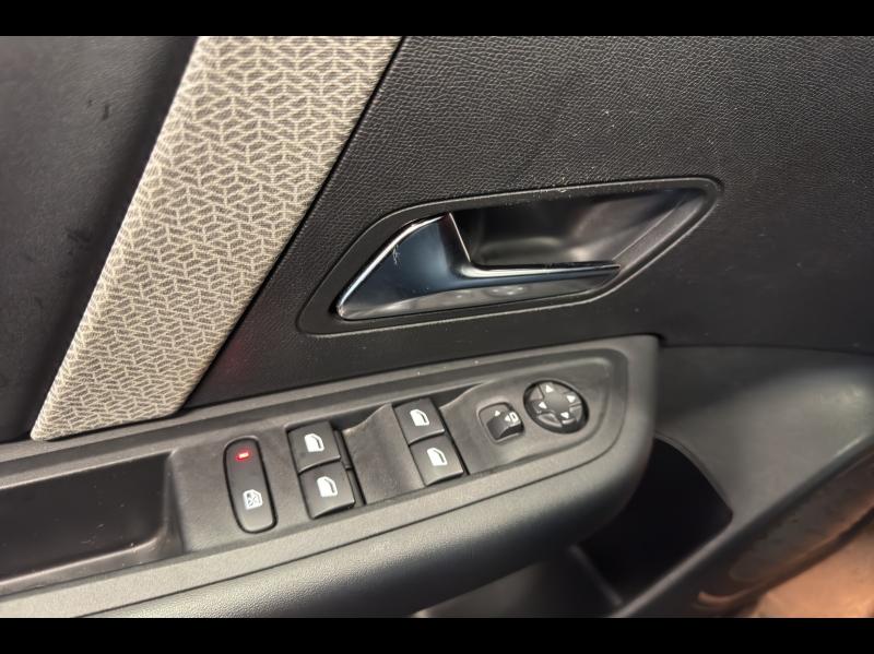 Image CITROEN C4 X PureTech 130ch S&S Shine Pack EAT8