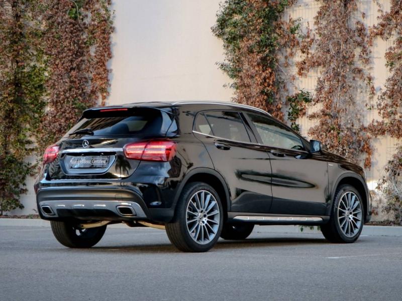Image MERCEDES-BENZ GLA 200 d 136ch Business Executive Edition 7G-DCT Euro6c