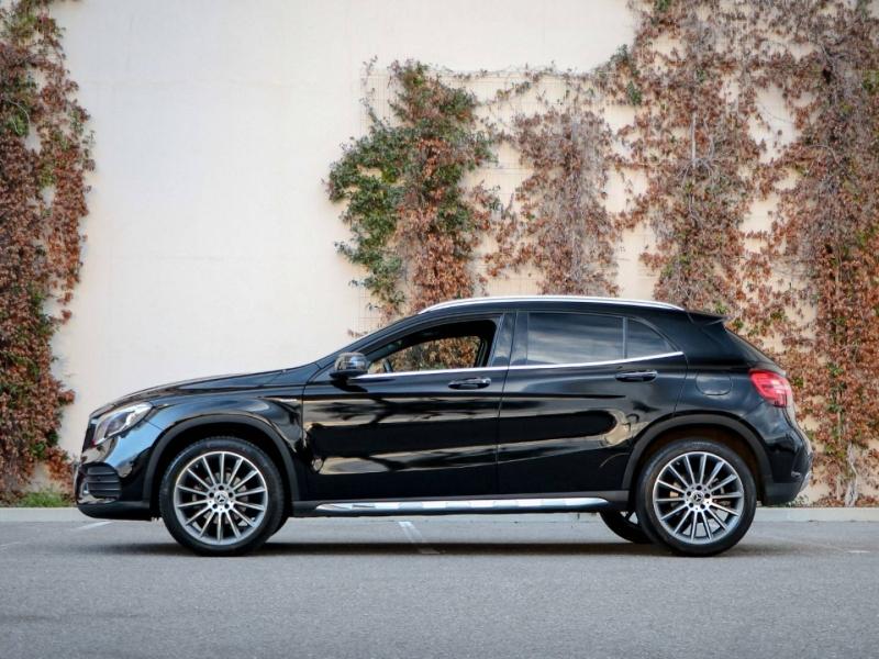 Image MERCEDES-BENZ GLA 200 d 136ch Business Executive Edition 7G-DCT Euro6c