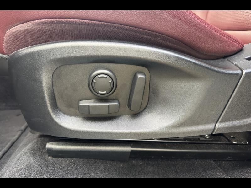 Image JAGUAR E-Pace P300e PHEV R-Dynamic Black BVA AWD