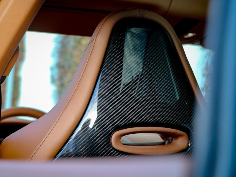 Image ASTON MARTIN DBX 4.0 V8 biturbo 707ch BVA9