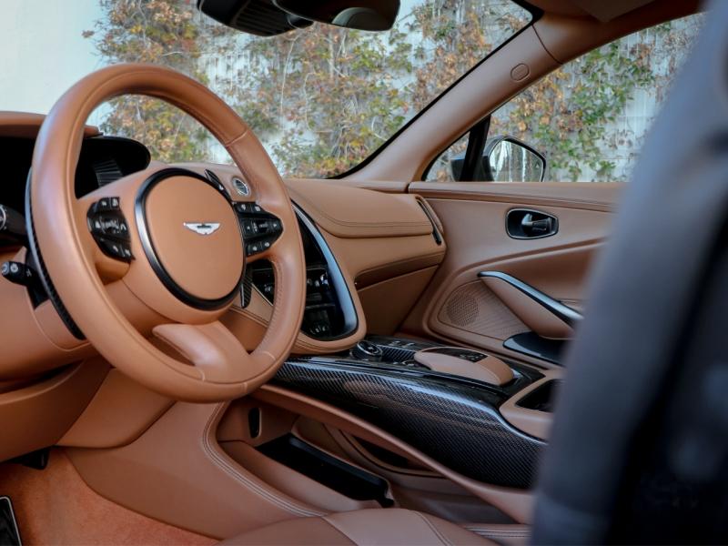 Image ASTON MARTIN DBX 4.0 V8 biturbo 707ch BVA9