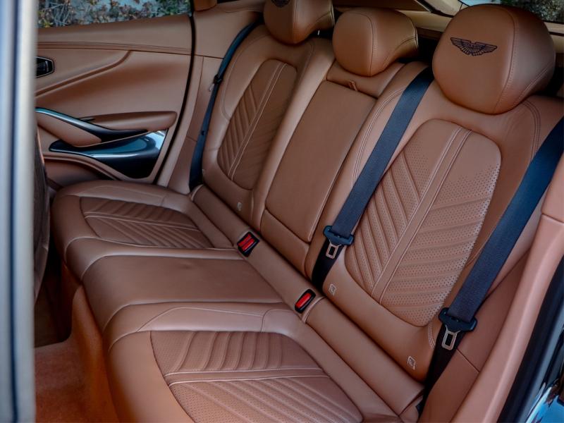 Image ASTON MARTIN DBX 4.0 V8 biturbo 707ch BVA9