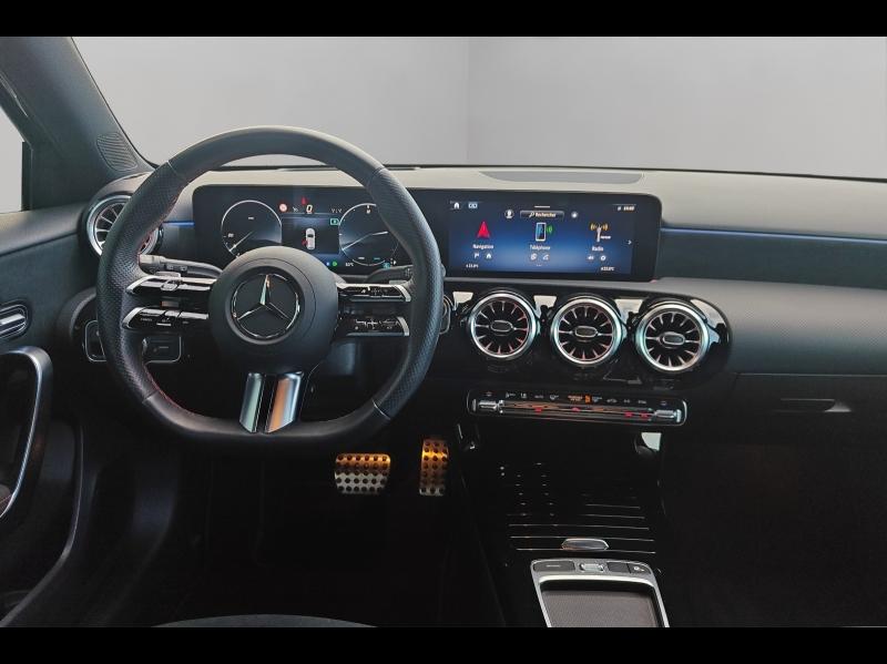 Image MERCEDES-BENZ Classe A 200 163ch AMG Line 7G-DCT
