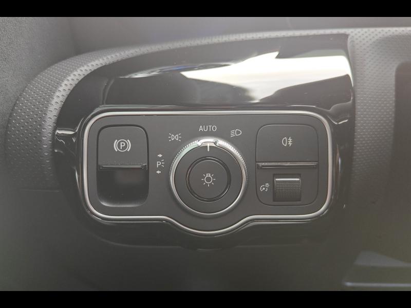 Image MERCEDES-BENZ Classe A 200 163ch AMG Line 7G-DCT