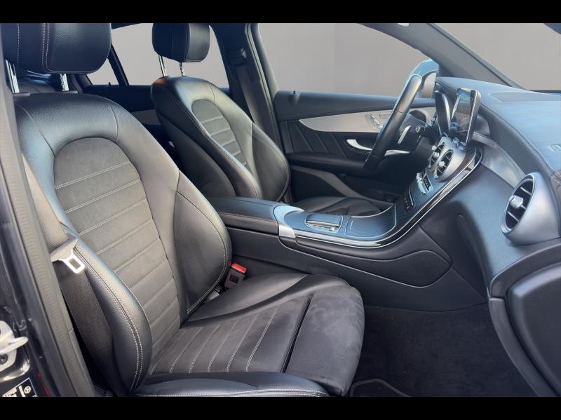 Image MERCEDES-BENZ GLC Coupé 300 de 194+122ch AMG Line 4Matic 9G-Tronic