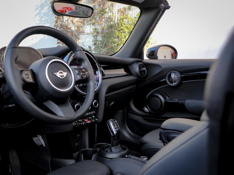 Image MINI Cabrio Cooper 136ch  Essential BVA7