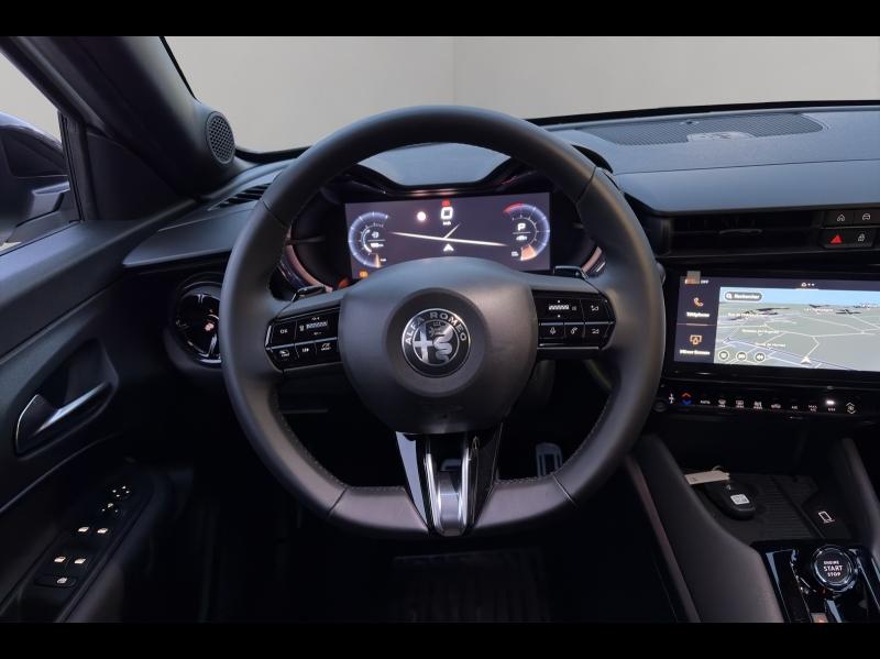 Image ALFA ROMEO Junior 1.2 Ibrida 145ch Premium e-DCT6 Q4