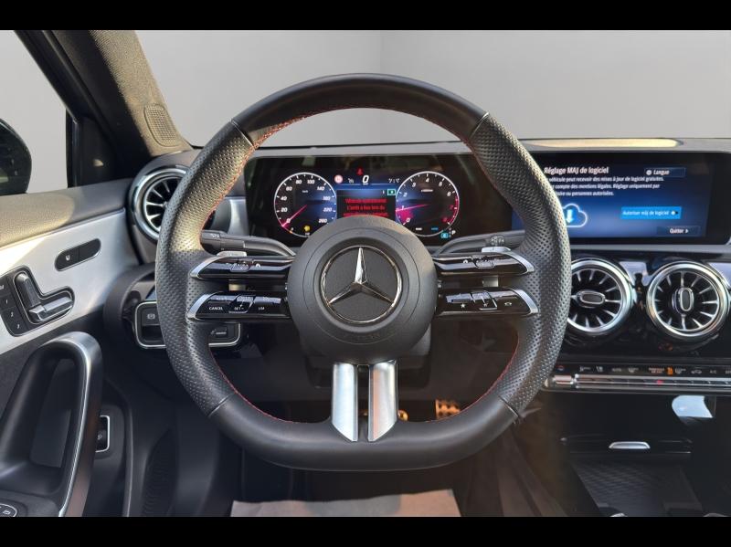 Image MERCEDES-BENZ Classe A Berline 200 163ch AMG Line 7G-DCT