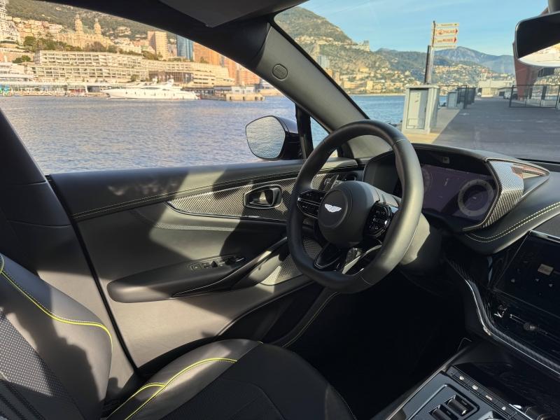 Image ASTON MARTIN DBX 4.0 V8 biturbo 707ch BVA9