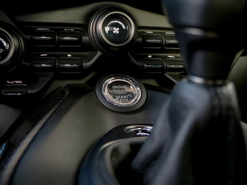 Image ASTON MARTIN V8 Vantage V8 4.0 510ch BVM7