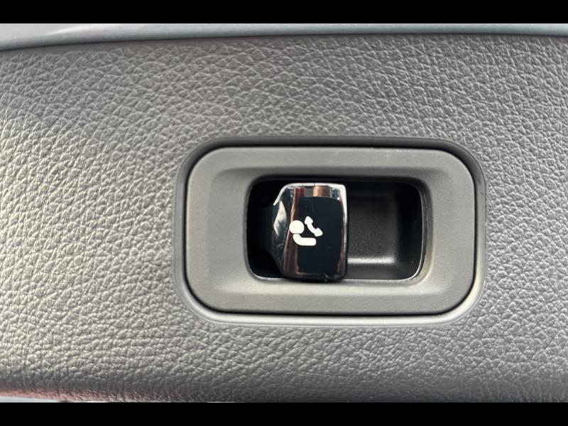 Image MERCEDES-BENZ GLC 220 d 197ch AMG Line 4Matic 9G-Tronic