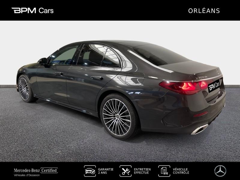 Image MERCEDES-BENZ Classe E 300 d e Hybrid EQ 197+129ch AMG Line 9G-Tronic
