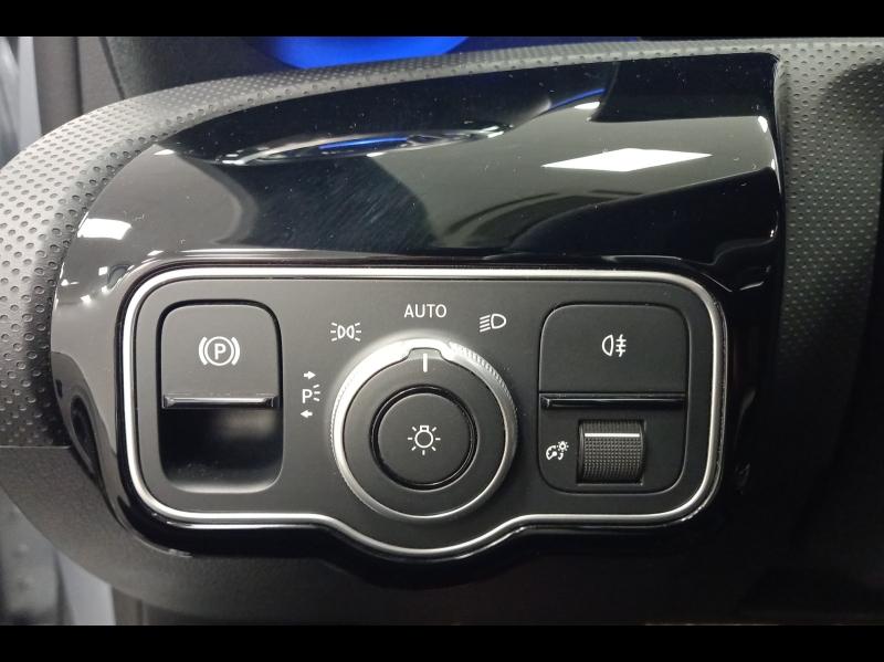 Image MERCEDES-BENZ Classe A 200 d 150ch AMG Line 8G-DCT